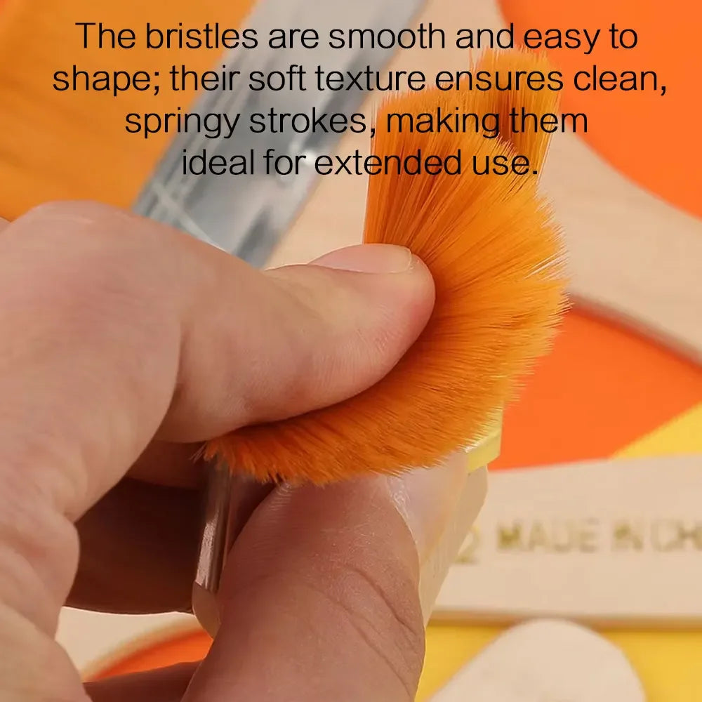 Nylon Paint Brushes with Different Sizes and Wooden Handles